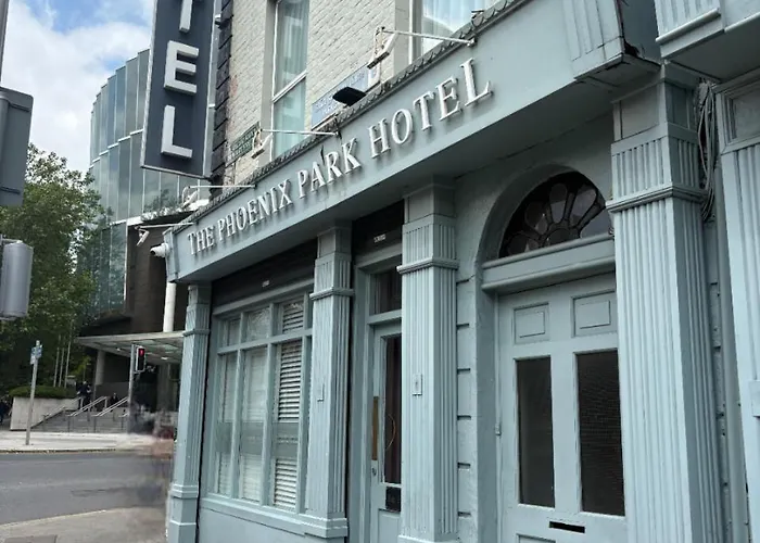 Phoenix Park 3*