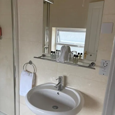Phoenix Park Otel