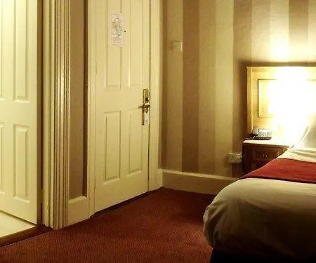 Phoenix Park Szálloda 3*